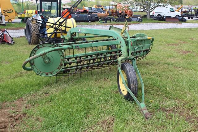 Image of John Deere 662 equipment image 1