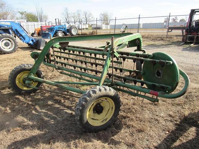 Image of John Deere 662 equipment image 3