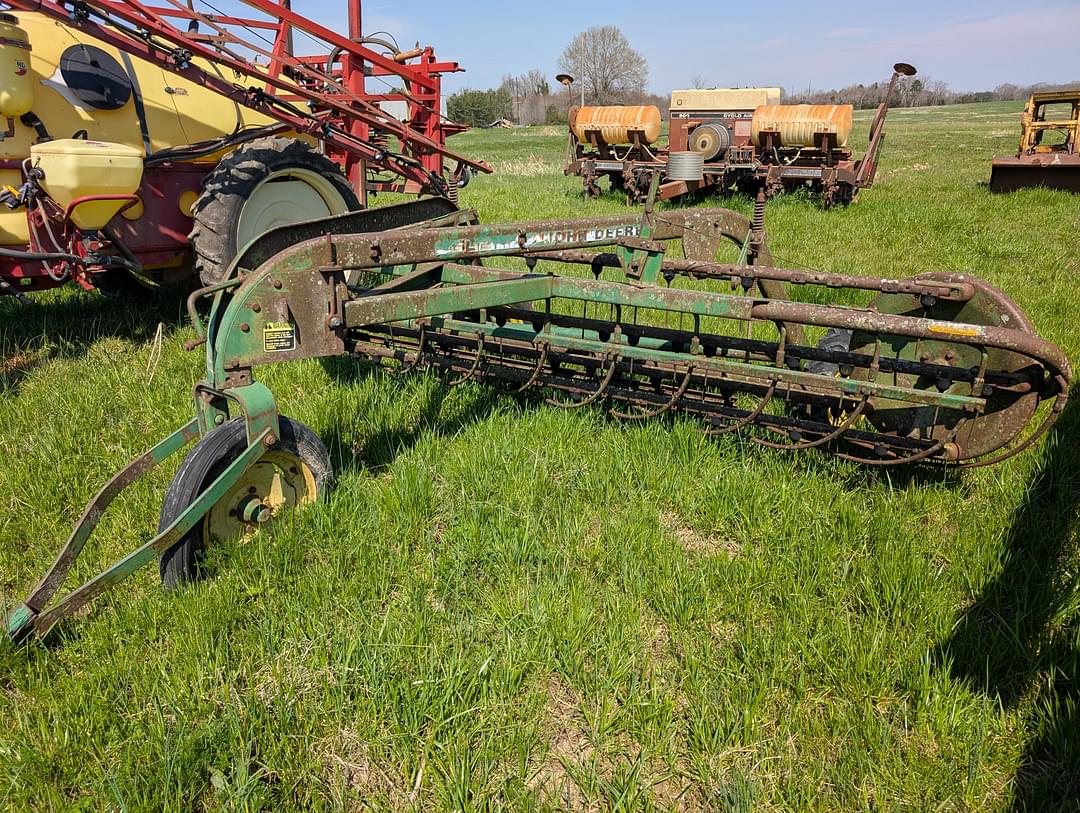 Image of John Deere 662 Primary image