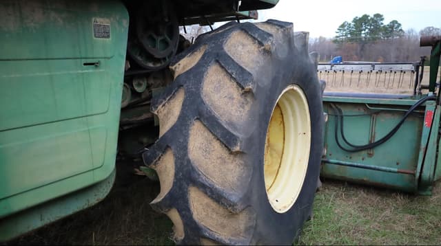 Image of John Deere 6620 equipment image 4