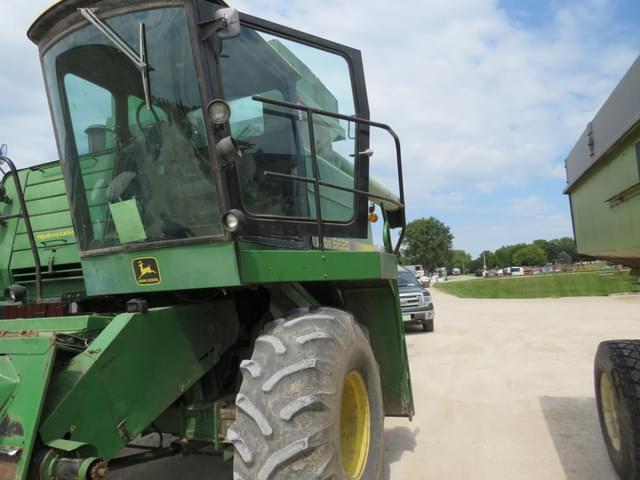Image of John Deere 6620 equipment image 1
