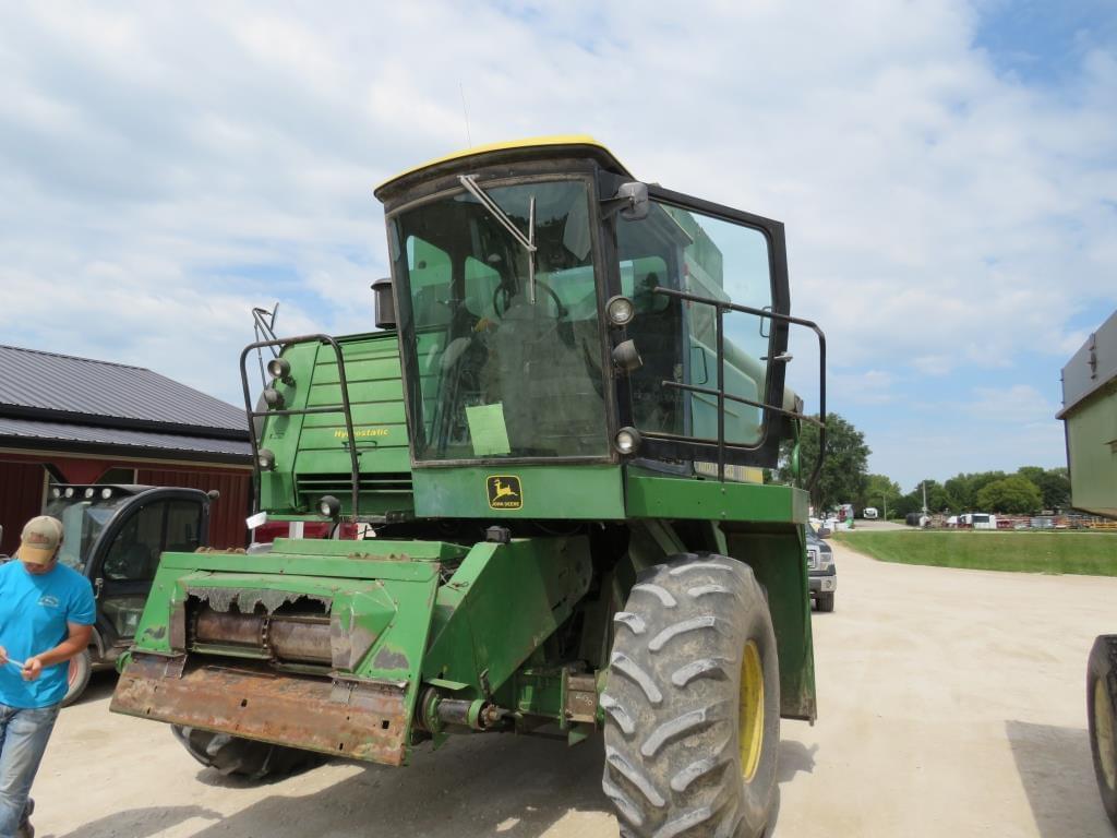 Image of John Deere 6620 Primary image