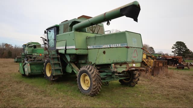 Image of John Deere 6620 equipment image 1