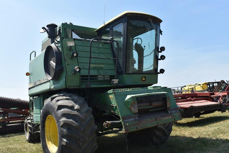 Image of John Deere 6620 Primary image