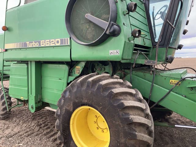 Image of John Deere 6620 equipment image 4