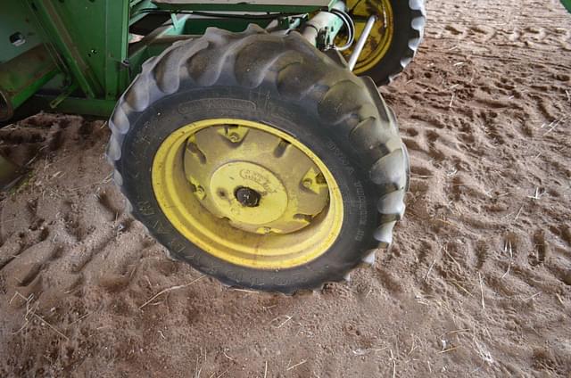 Image of John Deere 6620 equipment image 4
