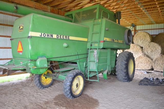 Image of John Deere 6620 equipment image 1
