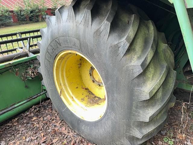 Image of John Deere 6620 equipment image 2