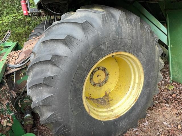 Image of John Deere 6620 equipment image 4