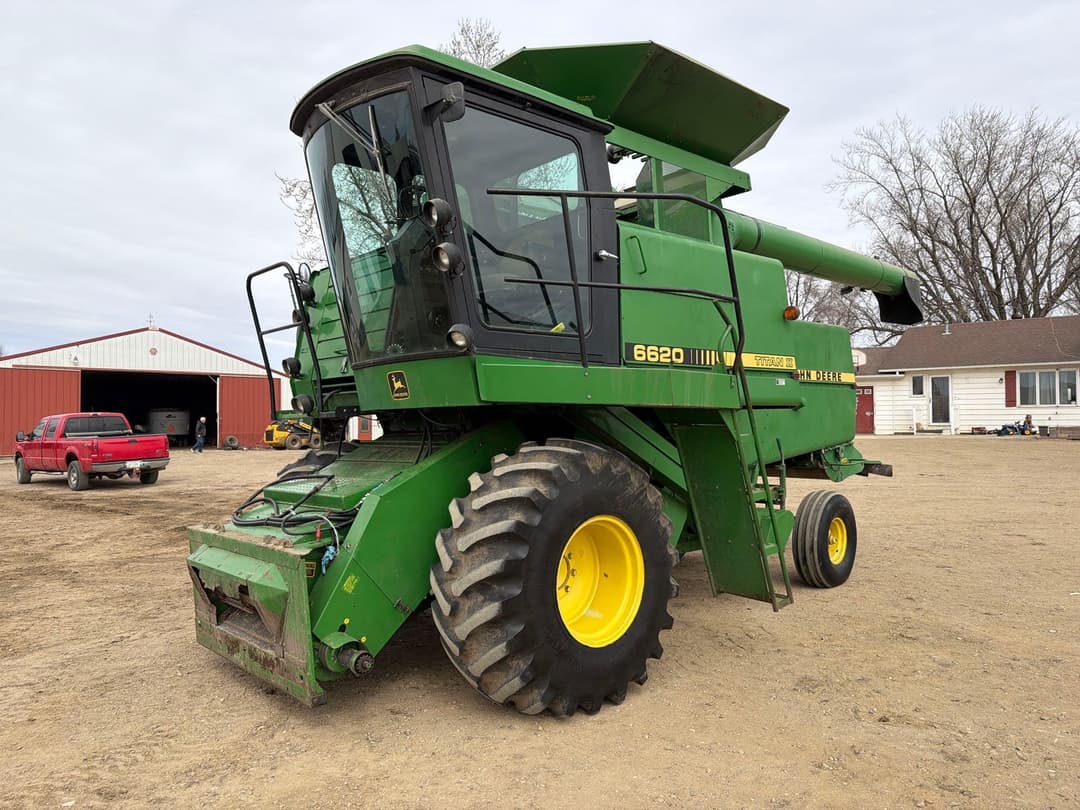 Image of John Deere 6620 Titan II Primary image