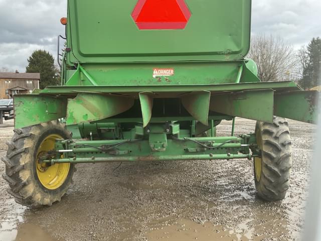 Image of John Deere 6620 Titan II equipment image 4