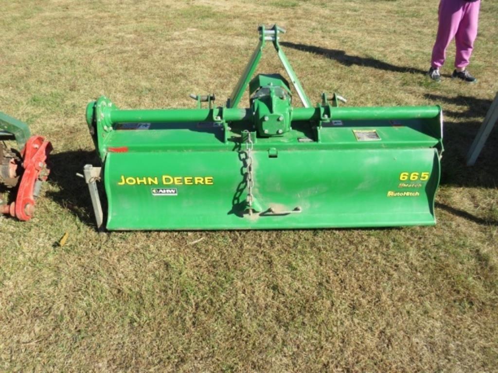 Image of John Deere 665 Image 1
