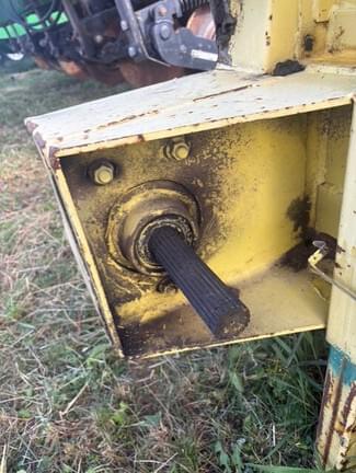 Image of John Deere 666 equipment image 3
