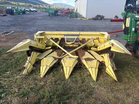 Image of John Deere 666 Primary image
