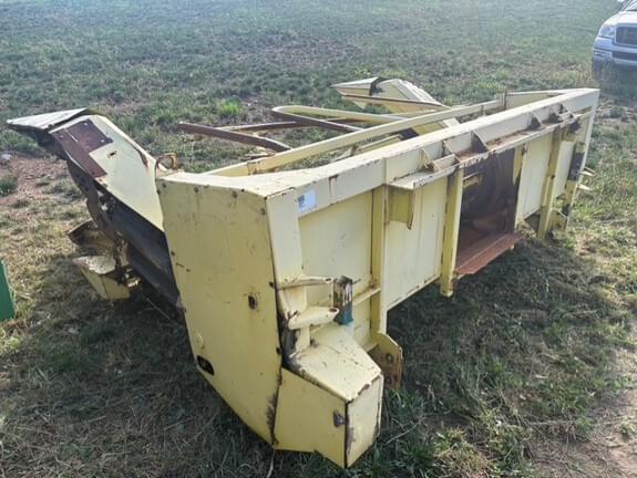 Image of John Deere 666 equipment image 4