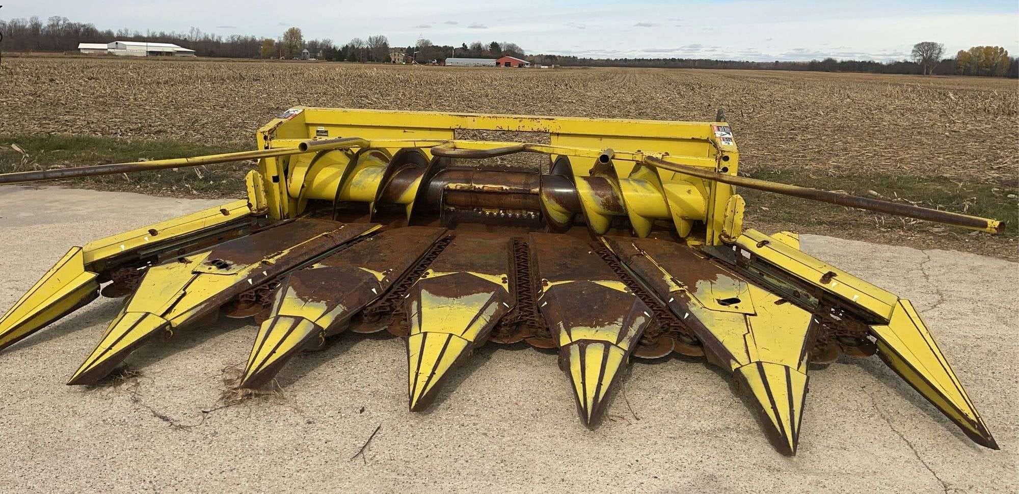 John Deere 666R Equipment Image0