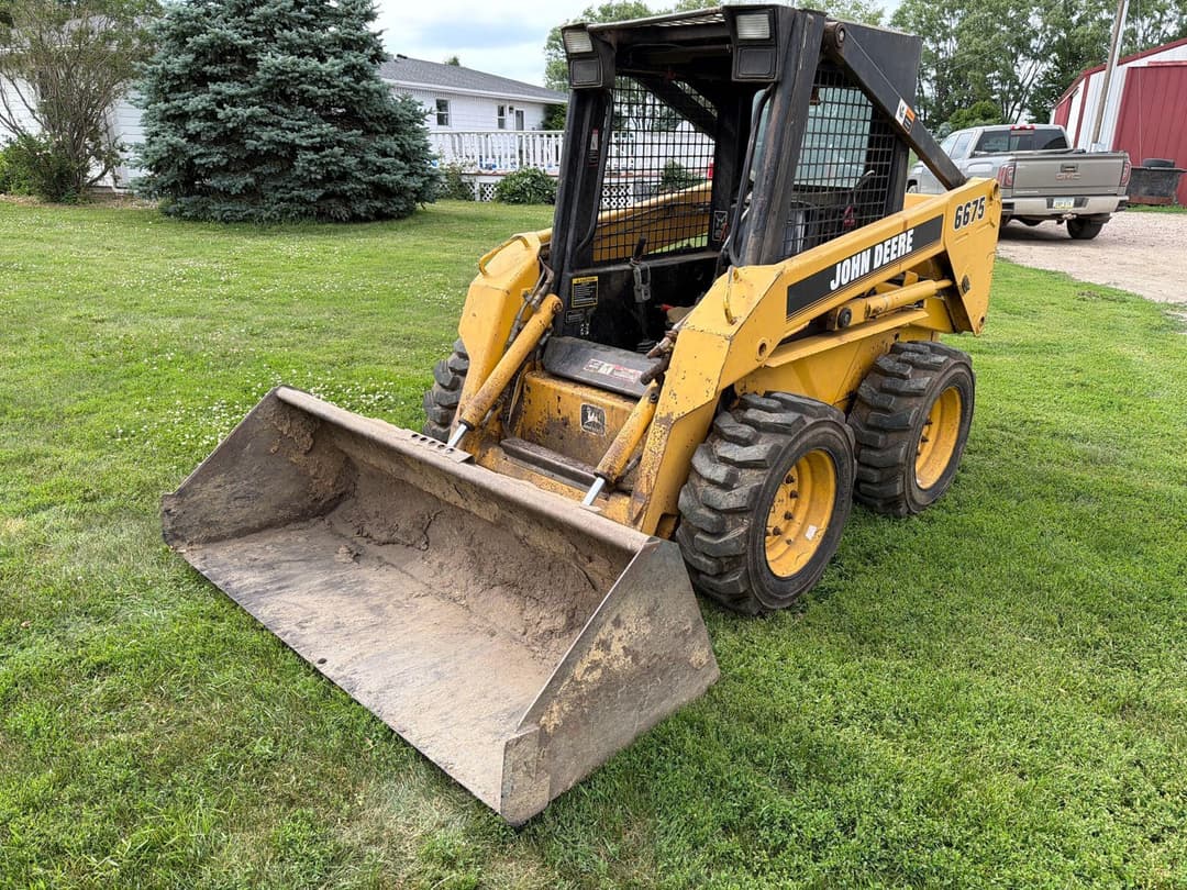 Image of John Deere 6675 Primary image