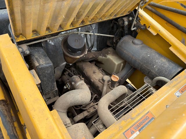 Image of John Deere 6675 equipment image 2