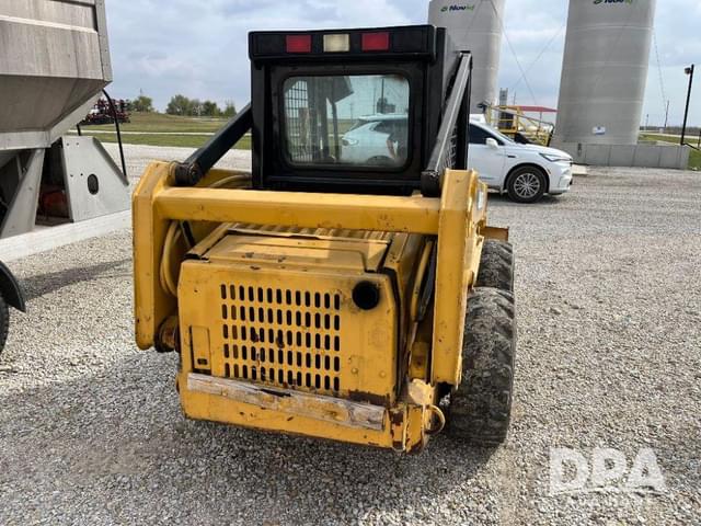 Image of John Deere 6675 equipment image 4