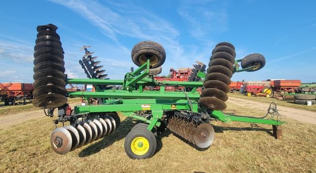 Image of John Deere 630 equipment image 2