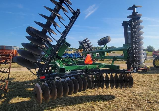 Image of John Deere 630 equipment image 4