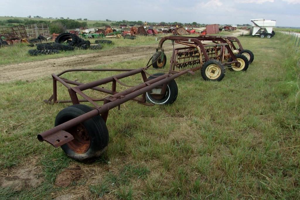 Image of John Deere 670 Primary image