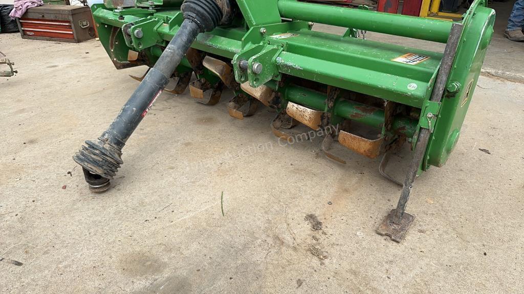 Image of John Deere 670 Image 1