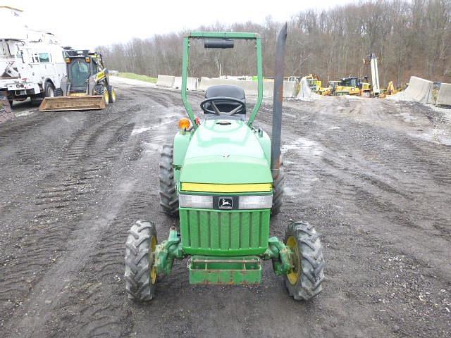 Image of John Deere 670 equipment image 1