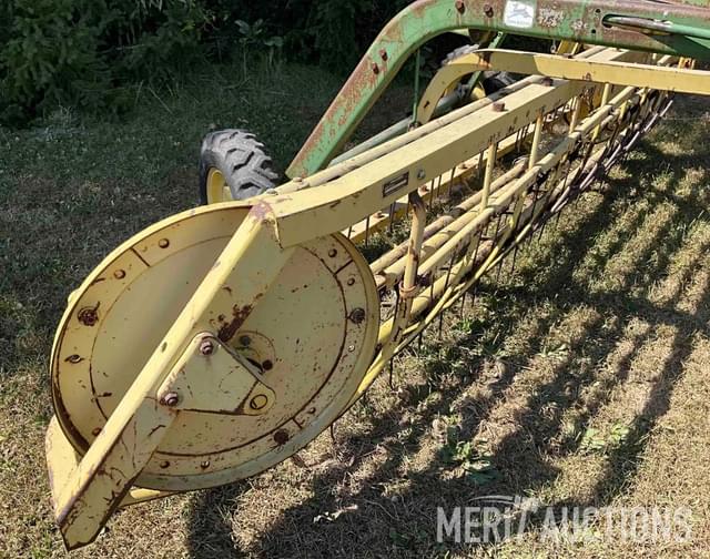 Image of John Deere 670 equipment image 3