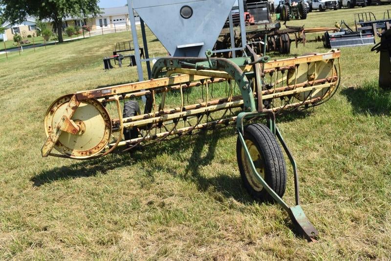 SOLD - John Deere 670 Lot No. 9 Hay and Forage | Tractor Zoom