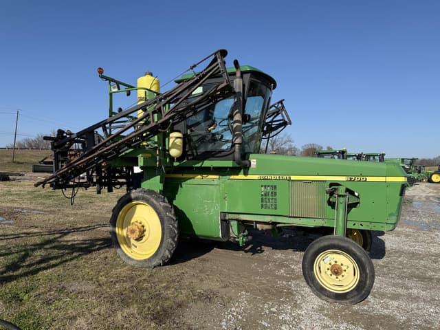 Image of John Deere 6700 equipment image 2