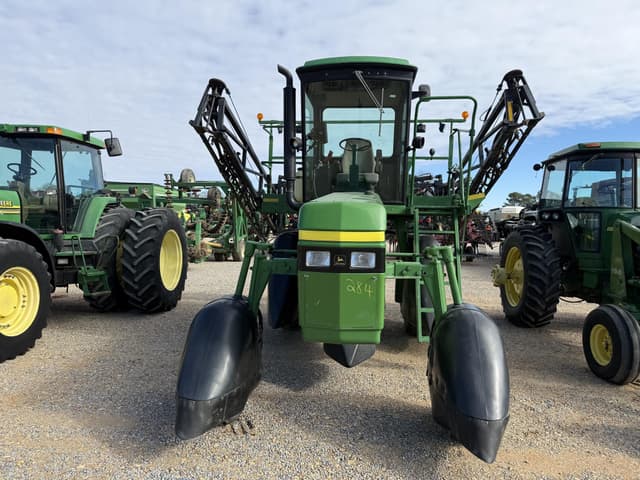 Image of John Deere 6700 equipment image 1