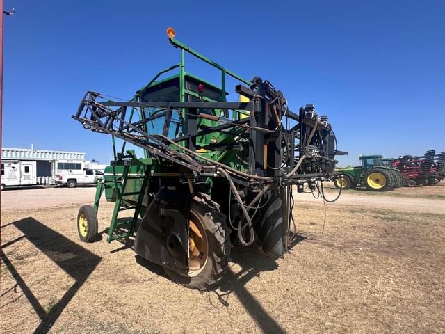 Image of John Deere 6700 equipment image 4