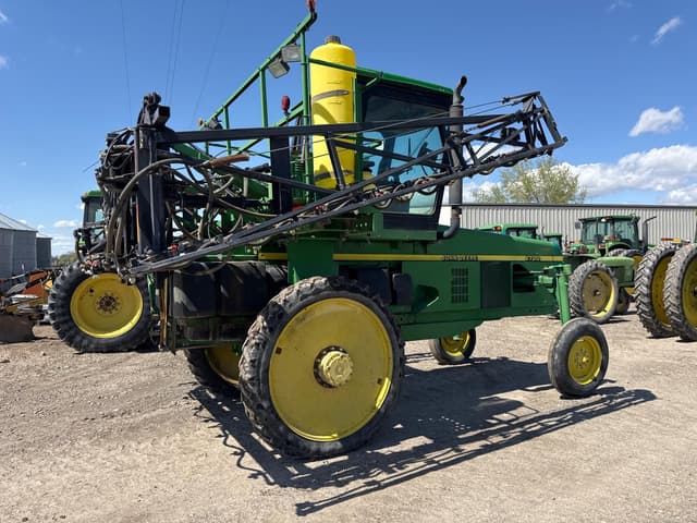 Image of John Deere 6700 equipment image 2