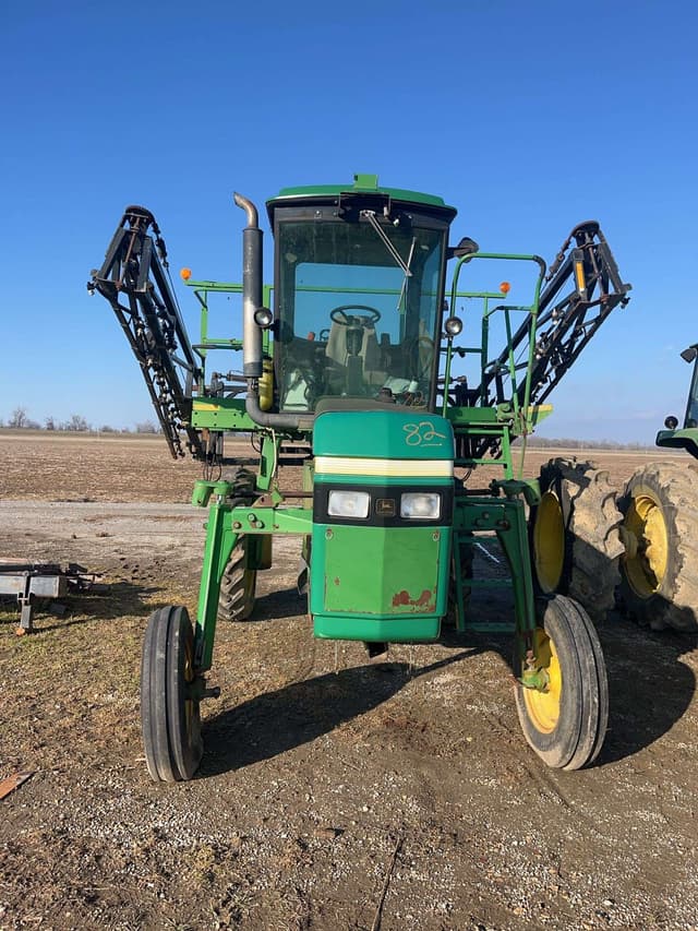 Image of John Deere 6700 equipment image 1