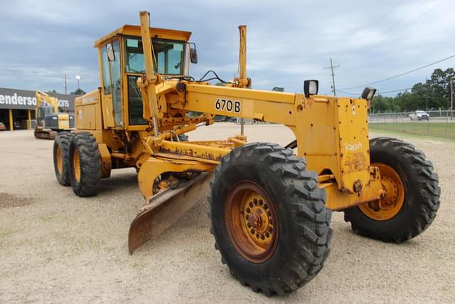 Image of John Deere 670B equipment image 1