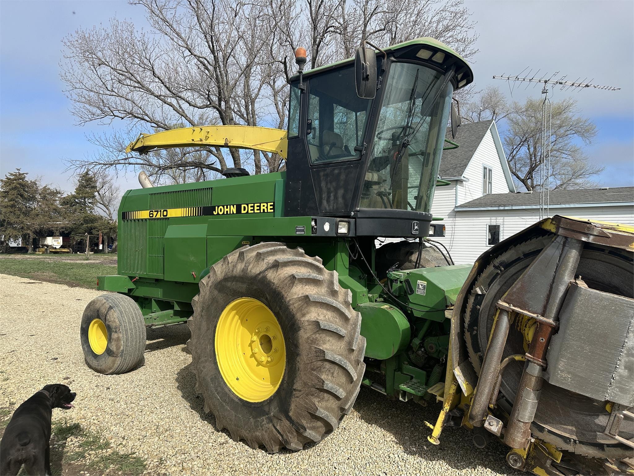 Main image John Deere 6710