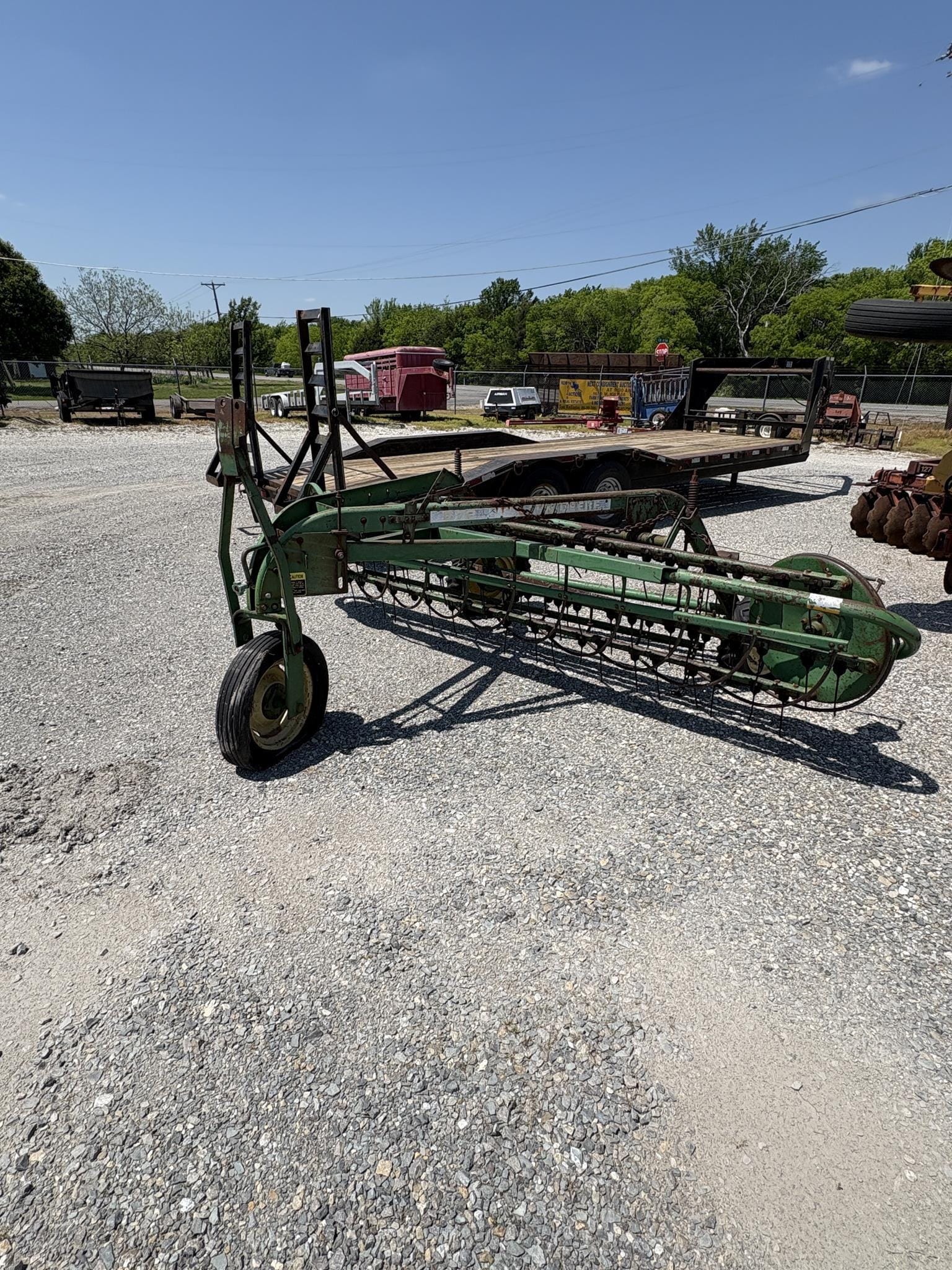 Main image John Deere 672