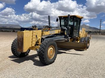 Main image John Deere 672D