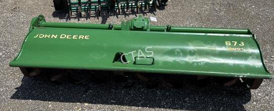Image of John Deere 673 equipment image 1