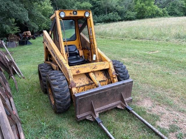 Image of John Deere 675B equipment image 4