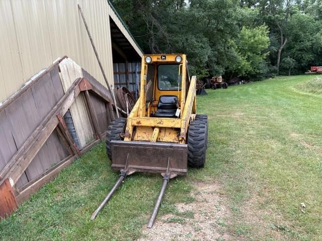 Image of John Deere 675B equipment image 2