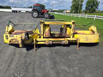 Main image John Deere 676