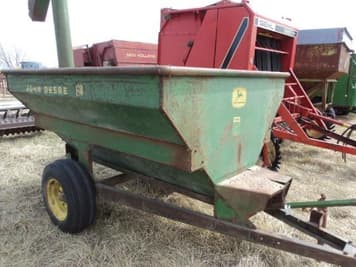Main image John Deere 68