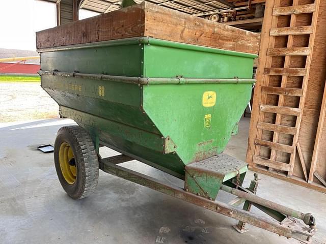 Image of John Deere 68 equipment image 1