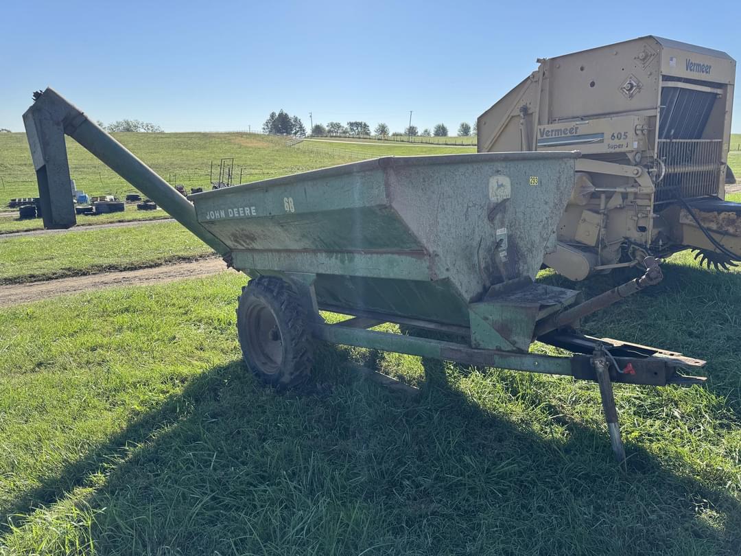 Image of John Deere 68 Image 1