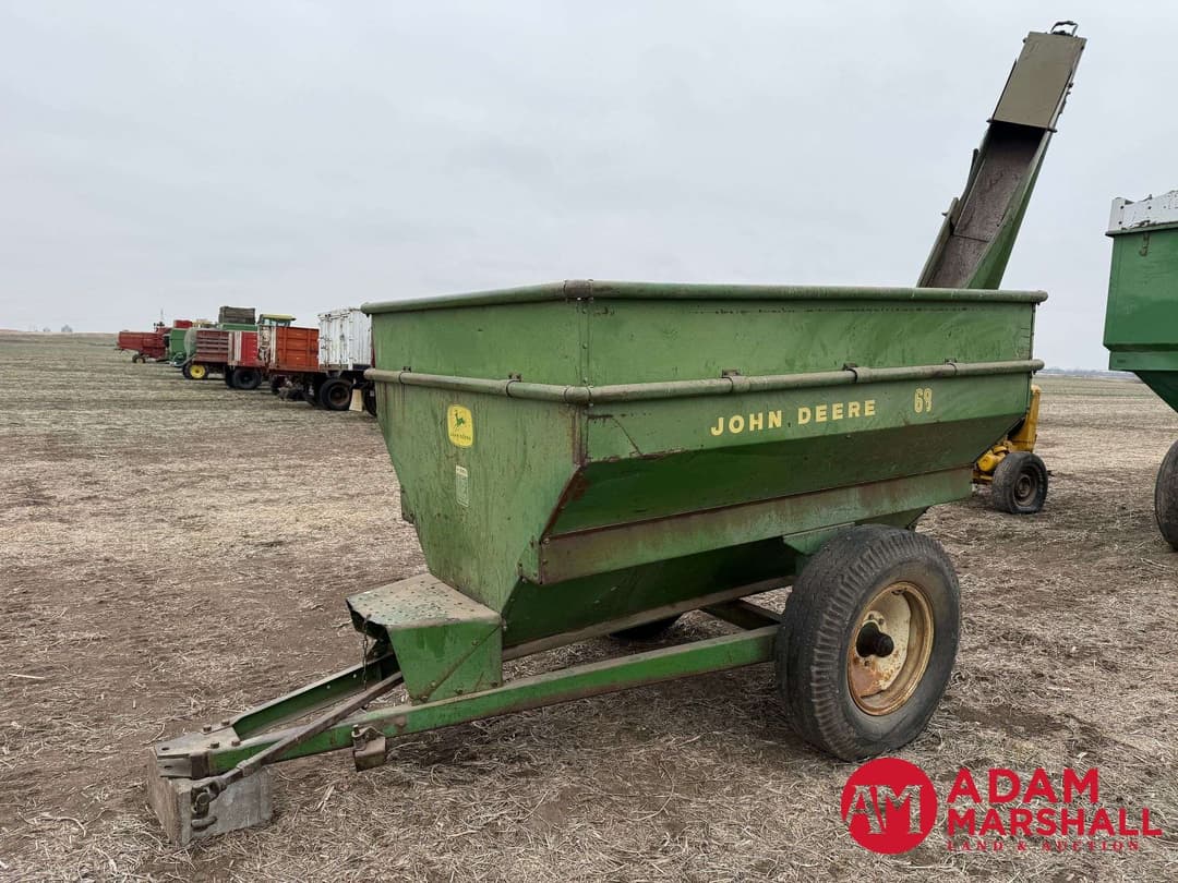 Image of John Deere 68 Primary image