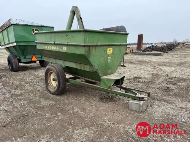 Image of John Deere 68 equipment image 1