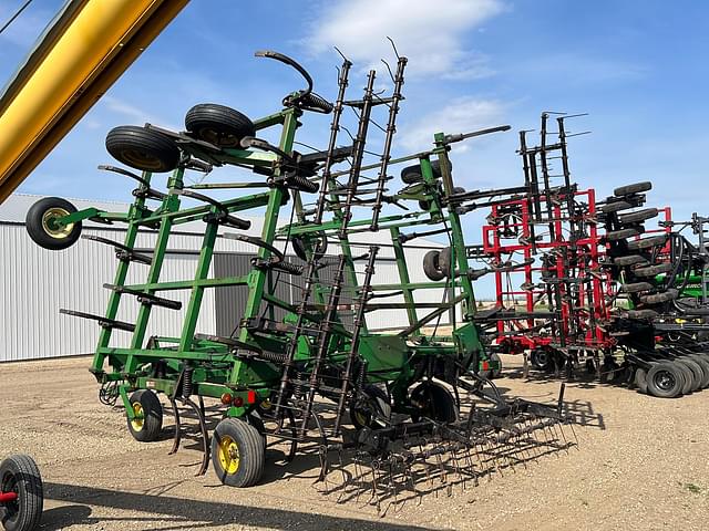 Thumbnail image John Deere 680 20