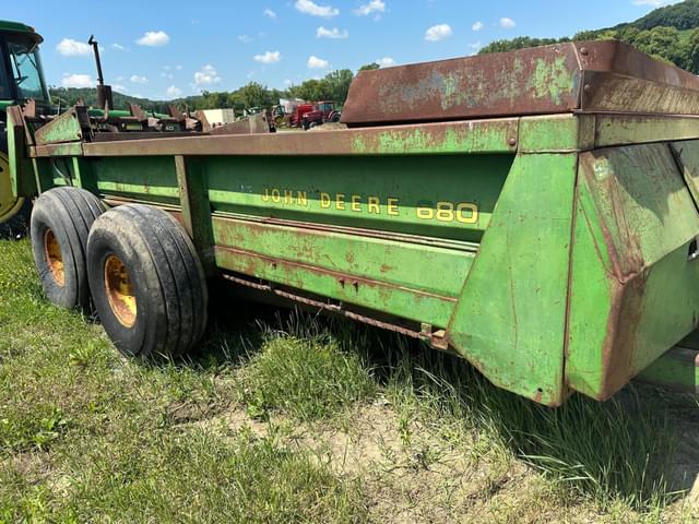 Image of John Deere 680 equipment image 2